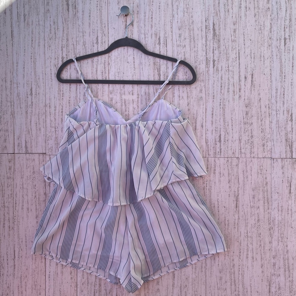 Tobi | Size M | Romper - Picture 3 of 3